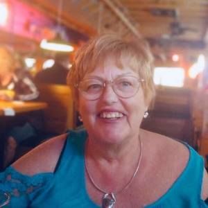 Meet your Posher, Rose